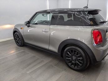 MINI HATCH 1.5 Cooper D Hatchback 3dr Diesel Manual Euro 6 (s/s) (116 ps)