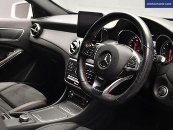 MERCEDES-BENZ GLA 1.6 GLA180 AMG Line Edition SUV 5dr Petrol 7G-DCT Euro 6 (s/s) (