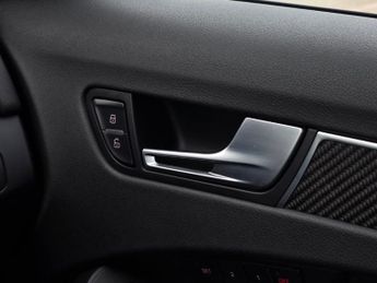 AUDI RS4 AVANT 4.2 FSI V8 Estate 5dr Petrol S Tronic quattro Euro 5 (450 ps)