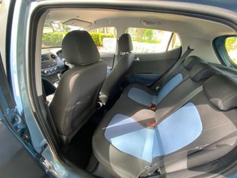 HYUNDAI I10 1.2 Premium Hatchback 5dr Petrol Auto Euro 6 (87 ps)