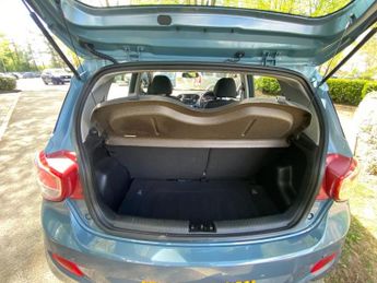 HYUNDAI I10 1.2 Premium Hatchback 5dr Petrol Auto Euro 6 (87 ps)