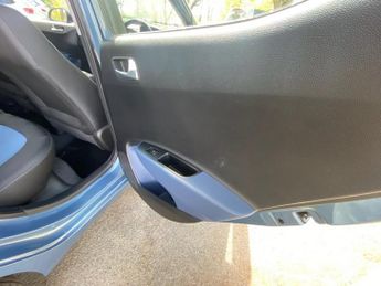 HYUNDAI I10 1.2 Premium Hatchback 5dr Petrol Auto Euro 6 (87 ps)