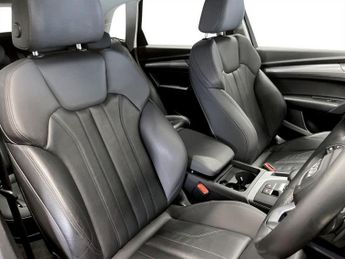 AUDI Q5 2.0 TDI 40 Sport SUV 5dr Diesel S Tronic quattro Euro 6 (s/s) (2