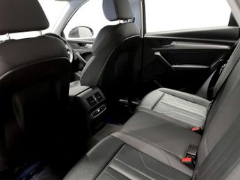 AUDI Q5 2.0 TDI 40 Sport SUV 5dr Diesel S Tronic quattro Euro 6 (s/s) (2