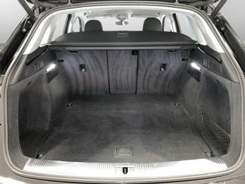 AUDI Q5 2.0 TDI 40 Sport SUV 5dr Diesel S Tronic quattro Euro 6 (s/s) (2