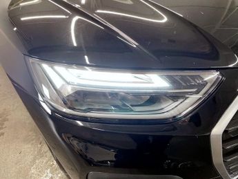 AUDI Q5 2.0 TDI 40 Sport SUV 5dr Diesel S Tronic quattro Euro 6 (s/s) (2