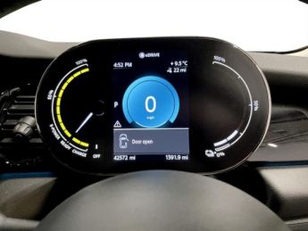 MINI Electric Hatch Cooper SE 32.6kWh Level 1 Hatchback 3dr Electric Auto (184 ps)