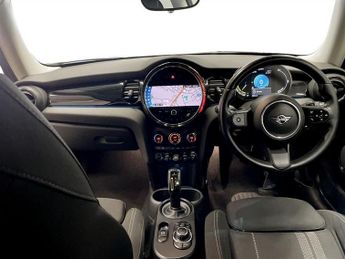 MINI Electric Hatch Cooper SE 32.6kWh Level 1 Hatchback 3dr Electric Auto (184 ps)