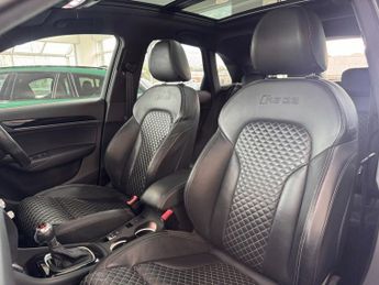 AUDI RS Q3 2.5 TFSI SUV 5dr Petrol S Tronic quattro Euro 6 (s/s) (340 ps)