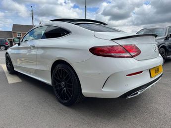 MERCEDES-BENZ C-CLASS 2.1 C220d AMG Line (Premium Plus) Coupe 2dr Diesel G-Tronic+ Eur