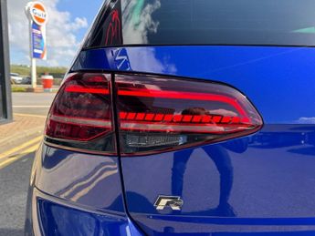 VOLKSWAGEN GOLF 2.0 TSI R Hatchback 5dr Petrol DSG 4Motion Euro 6 (s/s) (300 ps)