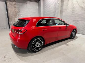 MERCEDES-BENZ A-CLASS 1.3 A200 Sport (Executive) Hatchback 5dr Petrol 7G-DCT Euro 6 (s