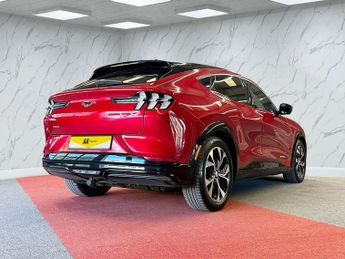 FORD MUSTANG MACH-E Extended Range 91kWh SUV 5dr Premium Electric Automatic AWD (351