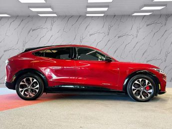 FORD MUSTANG MACH-E Extended Range 91kWh SUV 5dr Premium Electric Automatic AWD (351