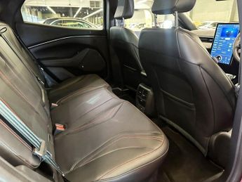 FORD MUSTANG MACH-E Extended Range 91kWh SUV 5dr Premium Electric Automatic AWD (351