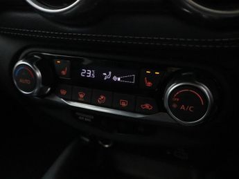 NISSAN JUKE 1.0 DIG-T Tekna SUV 5dr Petrol DCT Auto Euro 6 (s/s) (114 ps)