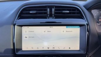 JAGUAR F-PACE AUTOMATIC 2.0 D180 Chequered Flag SUV 5dr Diesel  AWD Euro 6 (s/