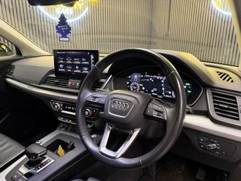 AUDI Q5 2.0 TDI 40 Sport Sportback 5dr Diesel S Tronic quattro Euro 6 (s