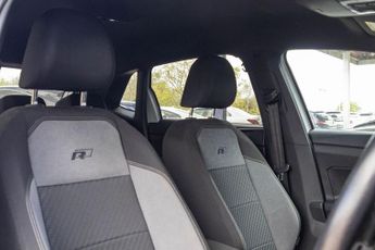 VOLKSWAGEN POLO 1.0 TSI R-Line Hatchback 5dr Petrol DSG Euro 6 (s/s) (110 ps)