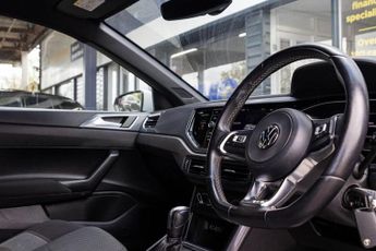 VOLKSWAGEN POLO 1.0 TSI R-Line Hatchback 5dr Petrol DSG Euro 6 (s/s) (110 ps)