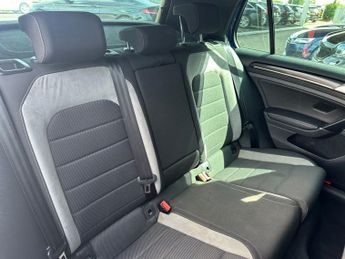 VOLKSWAGEN GOLF 2.0 TSI BlueMotion Tech R Hatchback 5dr Petrol DSG 4Motion Euro 