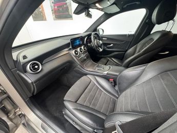 MERCEDES-BENZ GLC 2.0 GLC220d AMG Line SUV 5dr Diesel G-Tronic+ 4MATIC Euro 6 (s/s