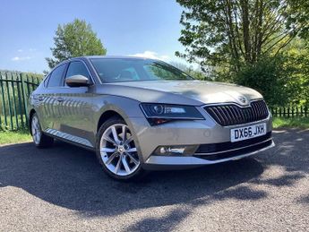 SKODA SUPERB 2.0 TDI SE L Executive Hatchback 5dr Diesel Manual 4WD Euro 6 (s