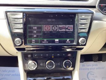 SKODA SUPERB 2.0 TDI SE L Executive Hatchback 5dr Diesel Manual 4WD Euro 6 (s