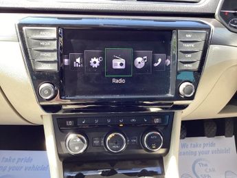 SKODA SUPERB 2.0 TDI SE L Executive Hatchback 5dr Diesel Manual 4WD Euro 6 (s
