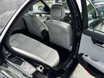 MERCEDES-BENZ C-CLASS 3.0 C320 CDI V6 Sport Saloon 4dr Diesel G-Tronic Euro 4 (224 ps)