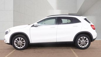 MERCEDES-BENZ GLA 1.6 GLA200 SE (Executive) SUV 5dr Petrol 7G-DCT Euro 6 (s/s) (15