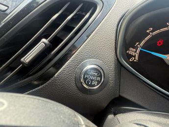 FORD B-MAX 1.6 Titanium MPV 5dr Petrol Powershift Euro 5 (105 ps)