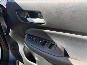 HONDA JAZZ 1.5 h i-MMD SE Hatchback 5dr Petrol Hybrid eCVT Euro 6 (s/s) (10