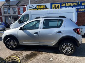 DACIA SANDERO STEPWAY 1.5 dCi Ambiance Hatchback 5dr Diesel Manual Euro 5 (90 ps)