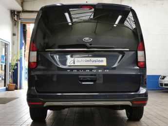 FORD GRAND TOURNEO CONNECT 2.0 EcoBlue Active MPV 5dr Diesel DCT Euro 6 (s/s) (122 ps)