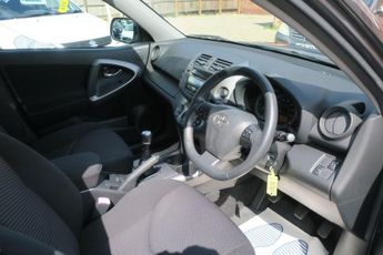 TOYOTA RAV4 2.2 D-4D XT-R SUV 5dr Diesel Manual Euro 4 (150 ps) FULL SERVICE