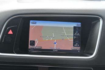 AUDI Q5 2.0 TDI S line Plus SUV 5dr Diesel S Tronic quattro Euro 6 (s/s)