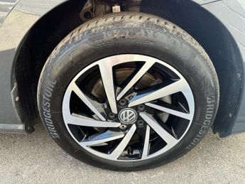 VOLKSWAGEN GOLF 1.6 TDI Match Hatchback 5dr Diesel Manual Euro 6 (s/s) (115 ps)