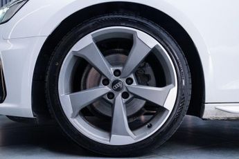 AUDI A4 2.0 TDI 35 Black Edition Saloon 4dr Diesel S Tronic Euro 6 (s/s)