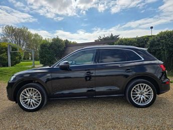 AUDI Q5 2.0 TDI S line SUV 5dr Diesel S Tronic quattro Euro 6 (s/s) (190