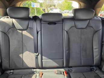 AUDI Q5 2.0 TDI S line SUV 5dr Diesel S Tronic quattro Euro 6 (s/s) (190