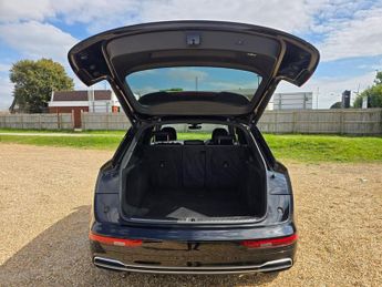 AUDI Q5 2.0 TDI S line SUV 5dr Diesel S Tronic quattro Euro 6 (s/s) (190