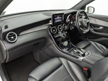 MERCEDES-BENZ GLC 2.1 GLC220d AMG Line SUV 5dr Diesel G-Tronic 4MATIC Euro 6 (s/s)