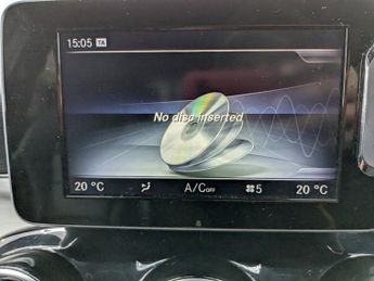 MERCEDES-BENZ GLC 2.1 GLC220d AMG Line SUV 5dr Diesel G-Tronic 4MATIC Euro 6 (s/s)