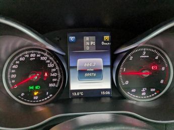 MERCEDES-BENZ GLC 2.1 GLC220d AMG Line SUV 5dr Diesel G-Tronic 4MATIC Euro 6 (s/s)