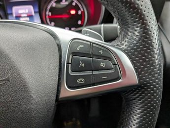 MERCEDES-BENZ GLC 2.1 GLC220d AMG Line SUV 5dr Diesel G-Tronic 4MATIC Euro 6 (s/s)