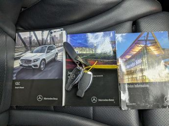 MERCEDES-BENZ GLC 2.1 GLC220d AMG Line SUV 5dr Diesel G-Tronic 4MATIC Euro 6 (s/s)