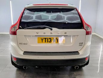 VOLVO XC60 2.4 D5 SE Lux Nav SUV 5dr Diesel Geartronic AWD Euro 5 (215 ps)