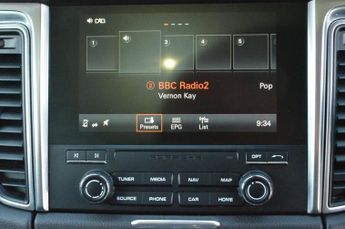 PORSCHE MACAN 3.0 TD V6 S SUV 5dr Diesel PDK 4WD Euro 6 (s/s) (258 ps)