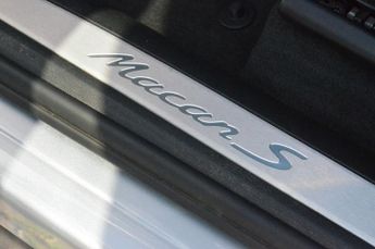 PORSCHE MACAN 3.0 TD V6 S SUV 5dr Diesel PDK 4WD Euro 6 (s/s) (258 ps)